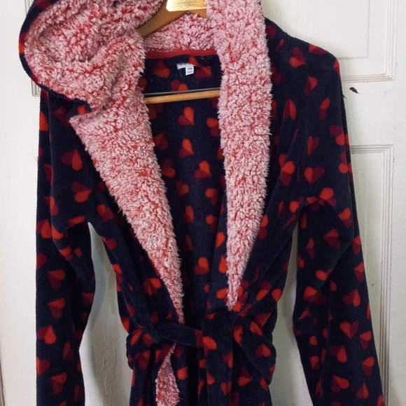 Vera Bradley  heart hooded robe - Picture 5 of 8